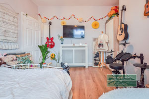 Photo 8- click for photo gallery